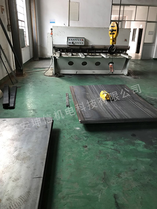 安坤信車間設(shè)備實(shí)景展示